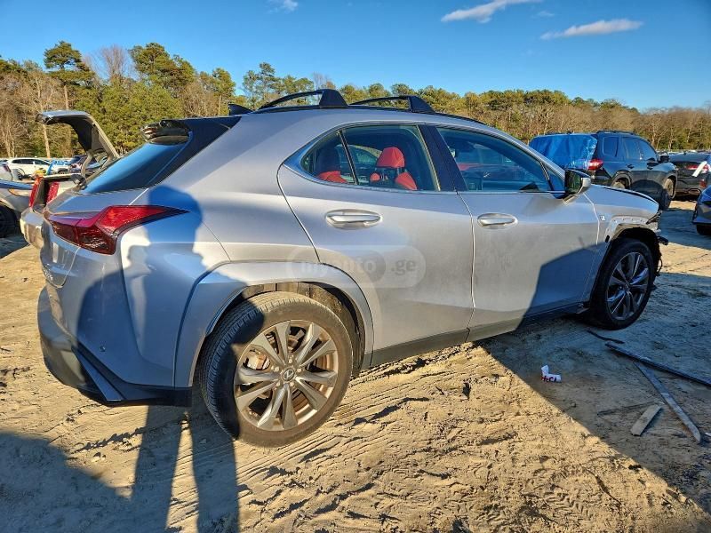 Lexus Base 4dr All-Wheel Drive CVT — миниатюра 3