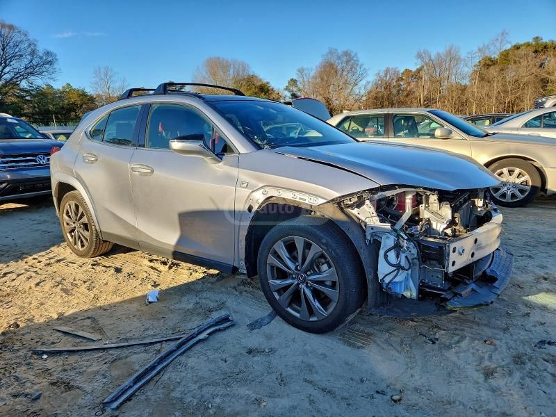 Lexus Base 4dr All-Wheel Drive CVT — миниатюра 4