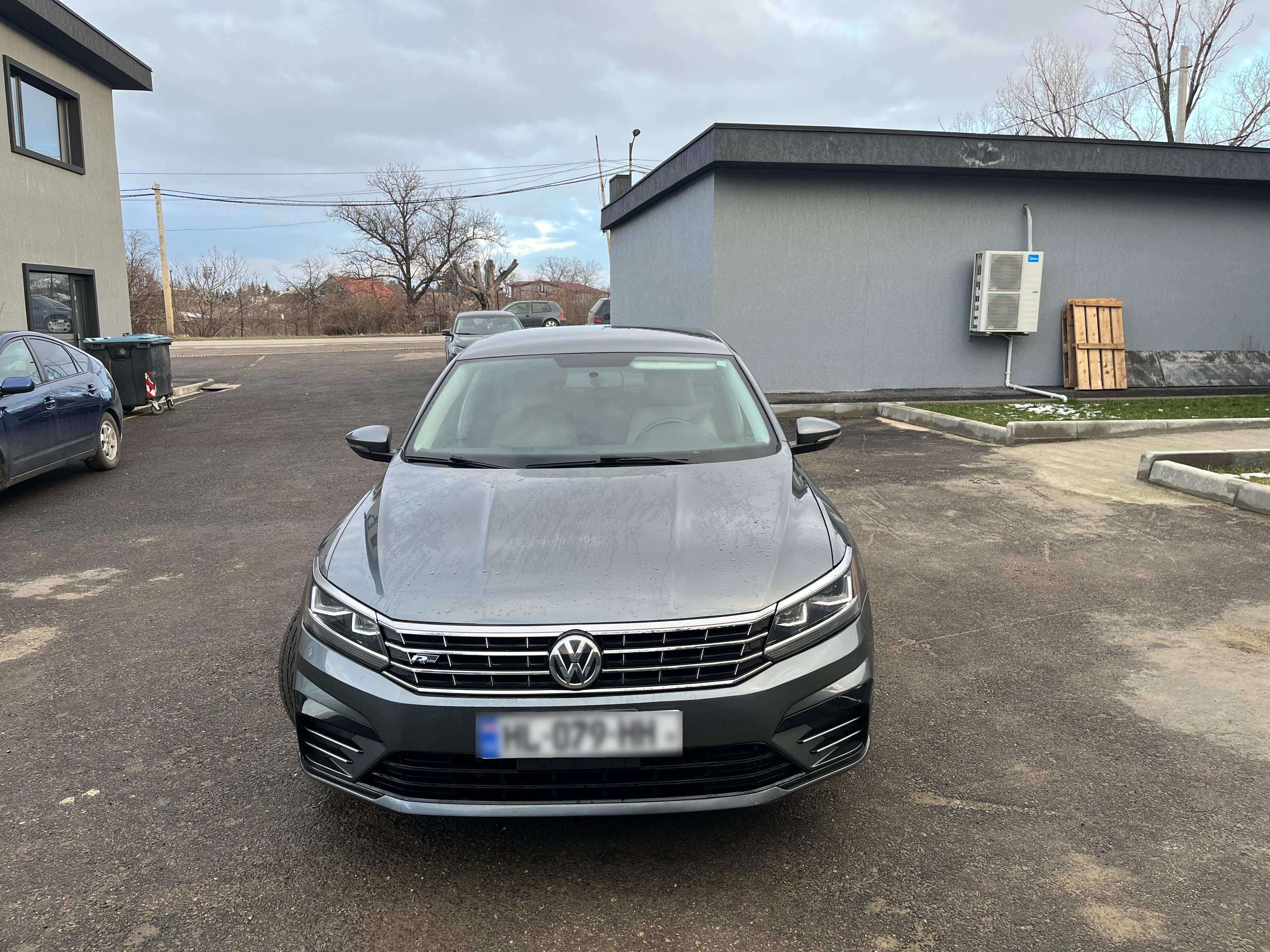 Volkswagen Passat - фото 3