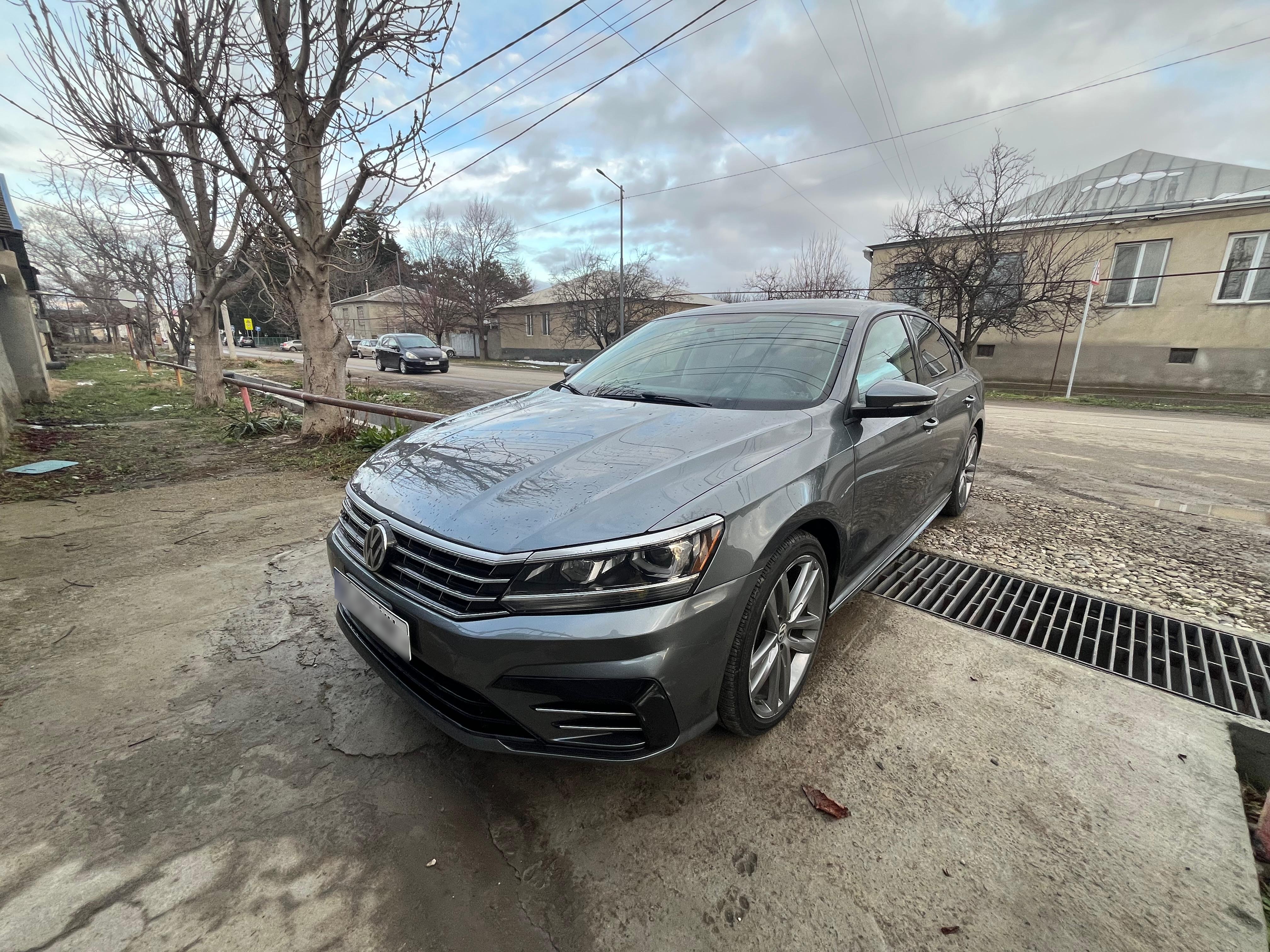 Volkswagen Passat - фото 7