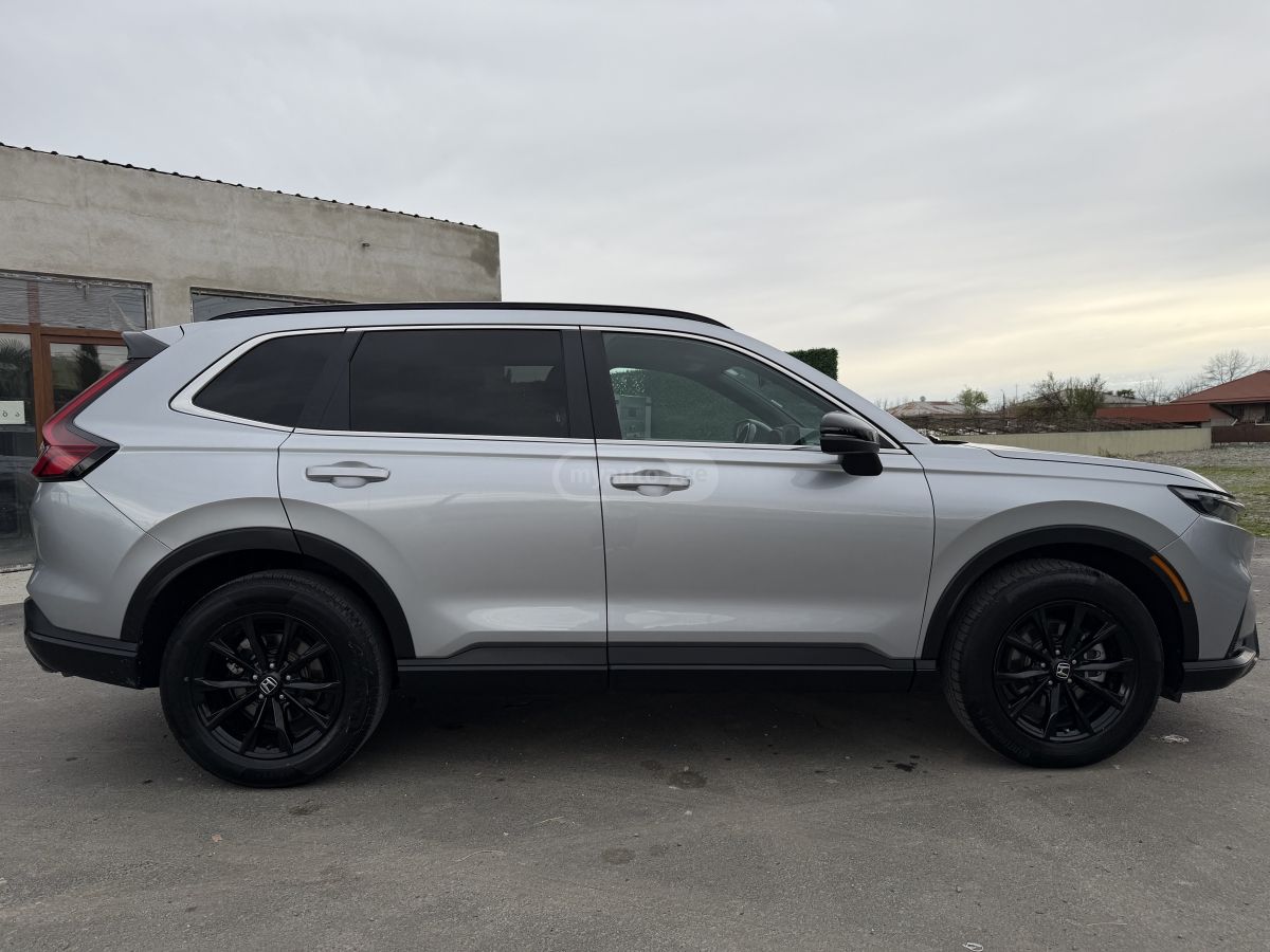 Honda CR-V - фото 9