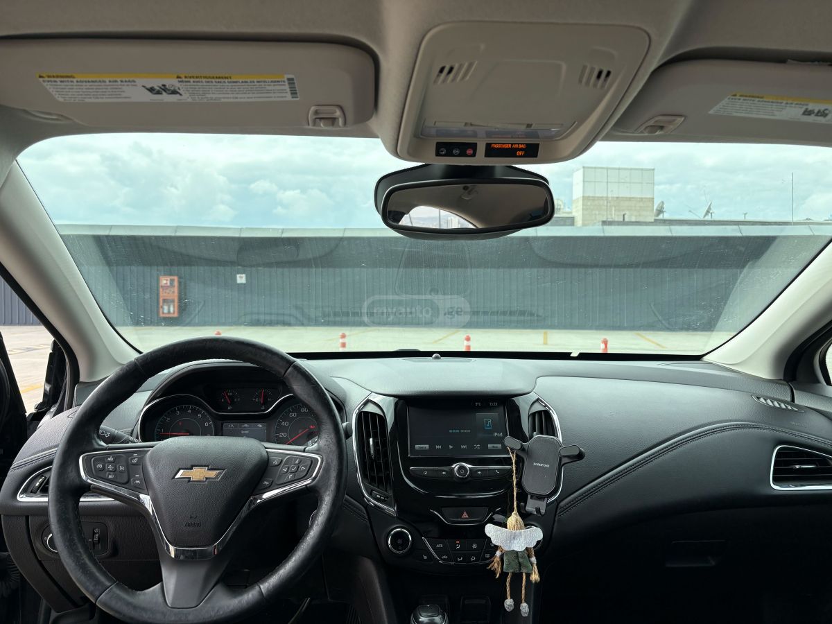 Chevrolet Cruze - фото 12
