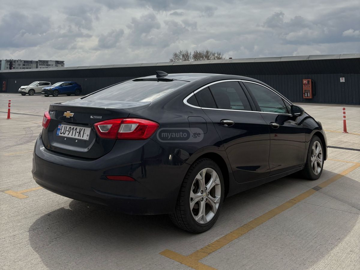 Chevrolet Cruze - фото 4