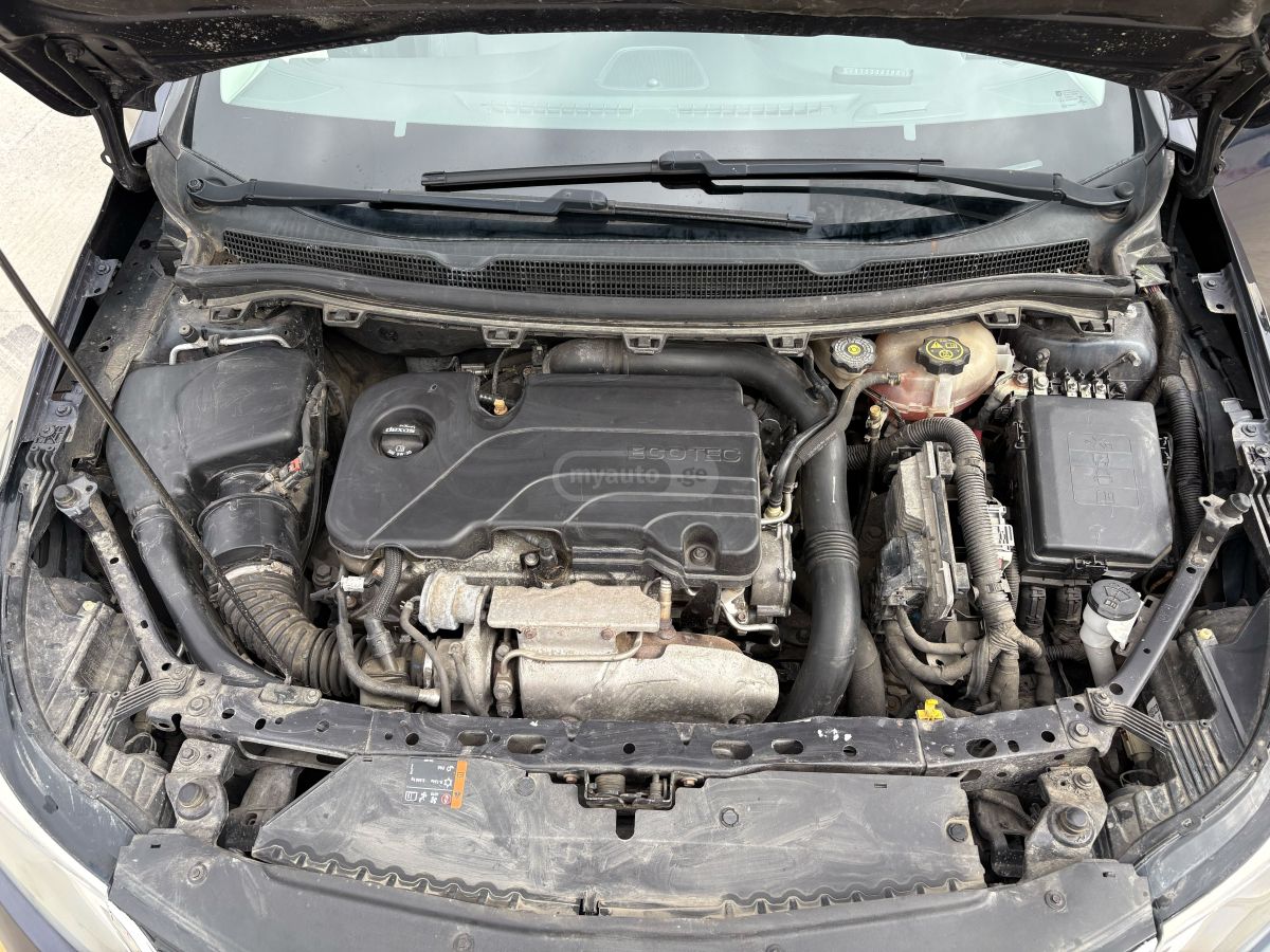 Chevrolet Cruze - фото 9