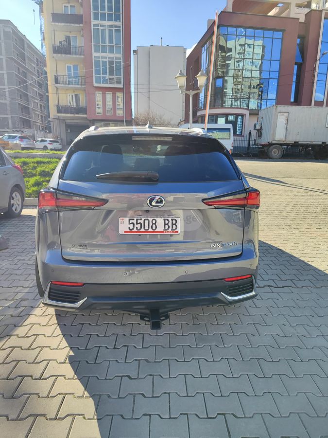 Lexus NX 300 - фото 5