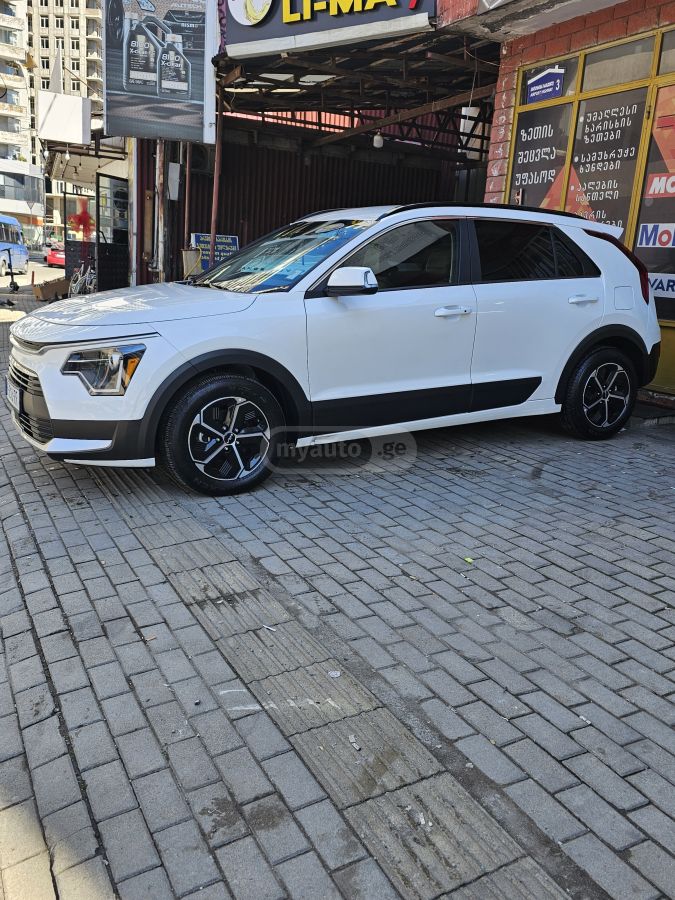 Kia Niro - фото 2