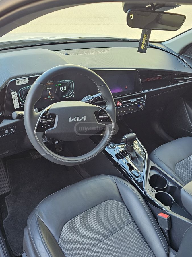 Kia Niro - фото 8