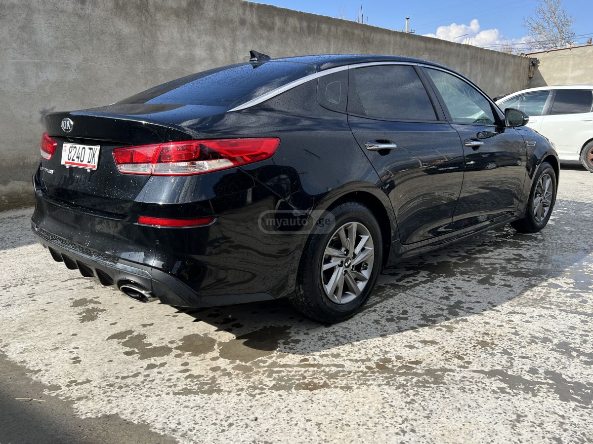 Kia Optima - фото 3