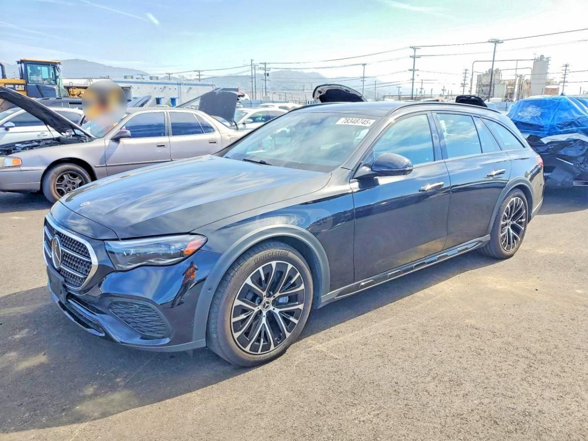 Mercedes-Benz E 450 2025 — миниатюра 1