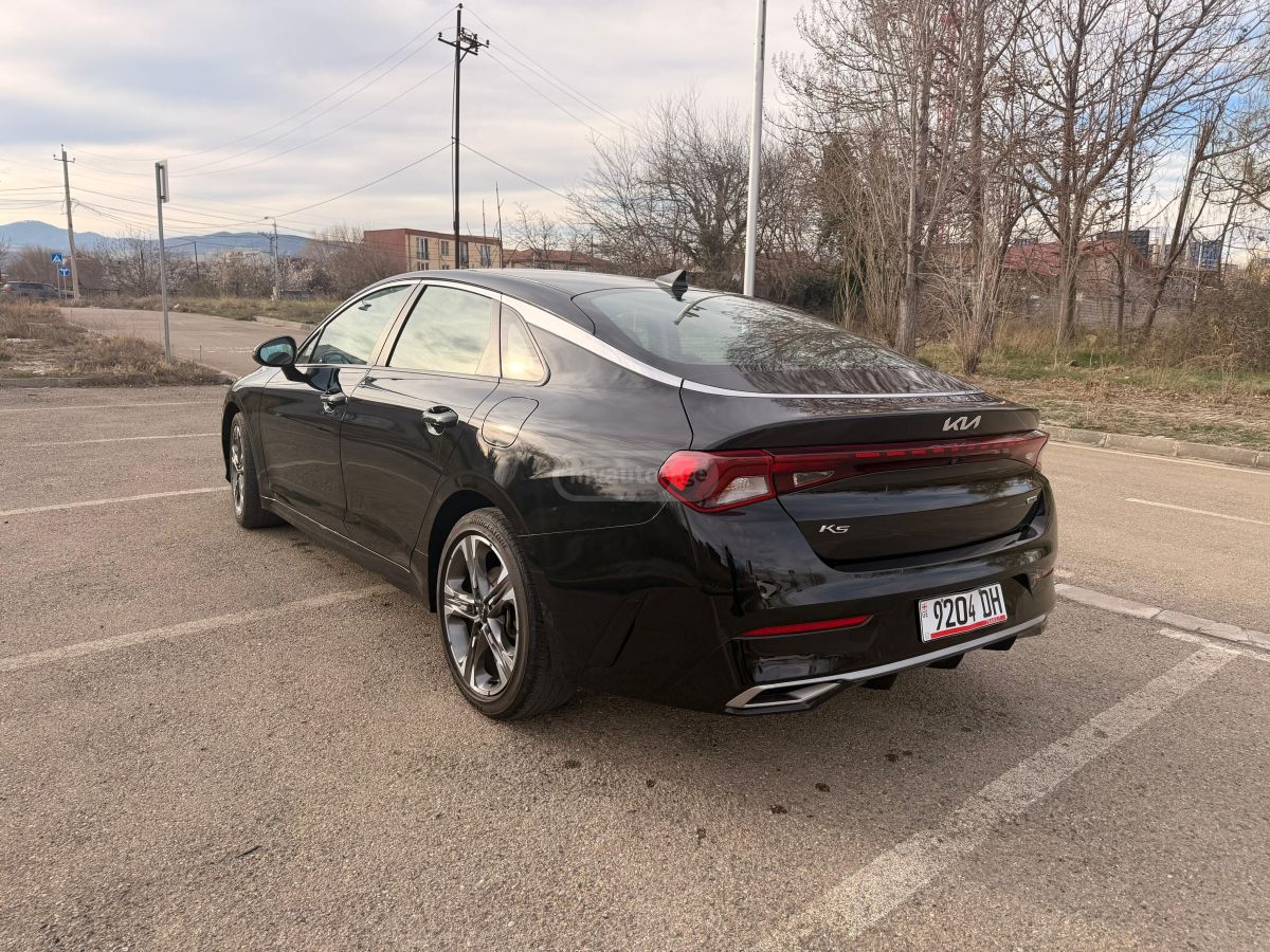 Kia K5 - фото 6