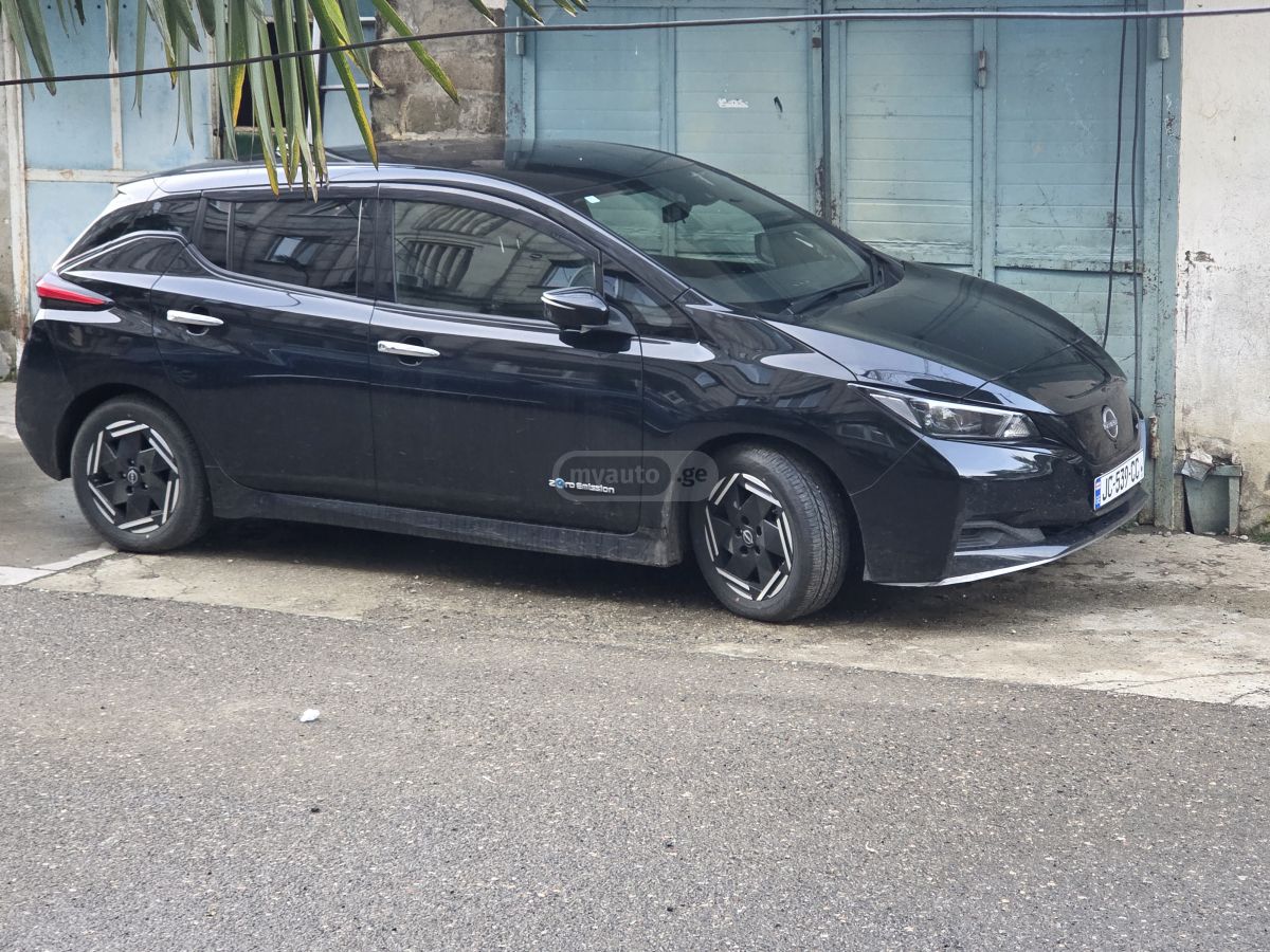 Nissan Leaf G 2024 — миниатюра 1