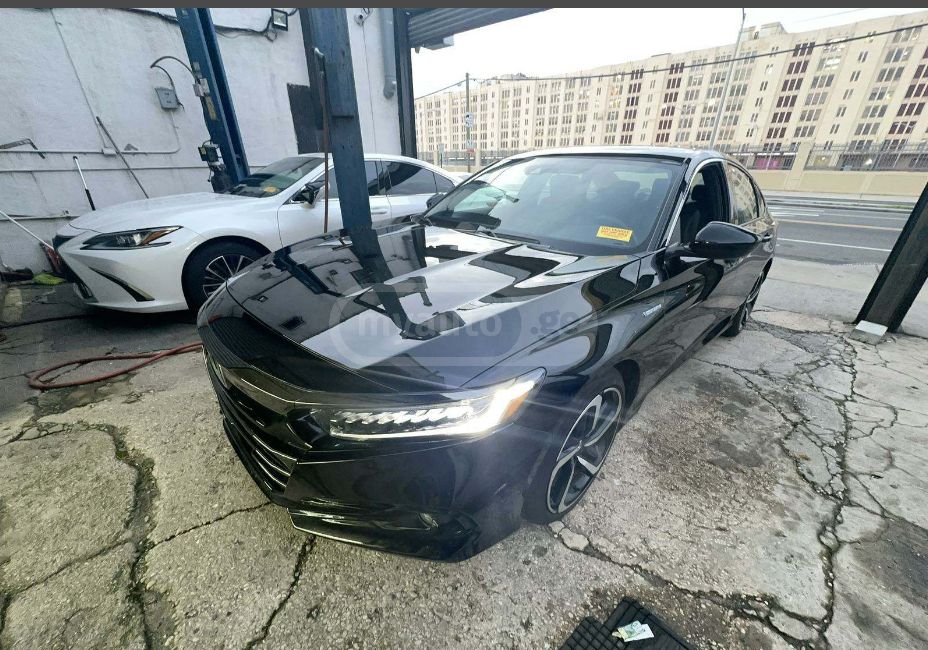 Honda Accord - фото 1