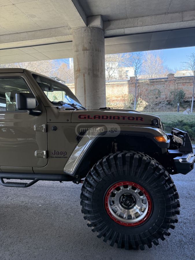 Jeep Wrangler - фото 15