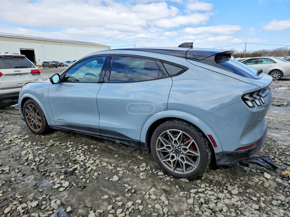 Ford MACH-E GT — миниатюра 2