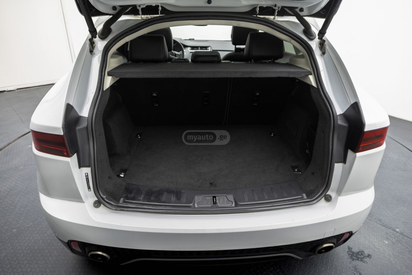 Jaguar E-Pace Jaguar E-PACE 2020 — миниатюра 2