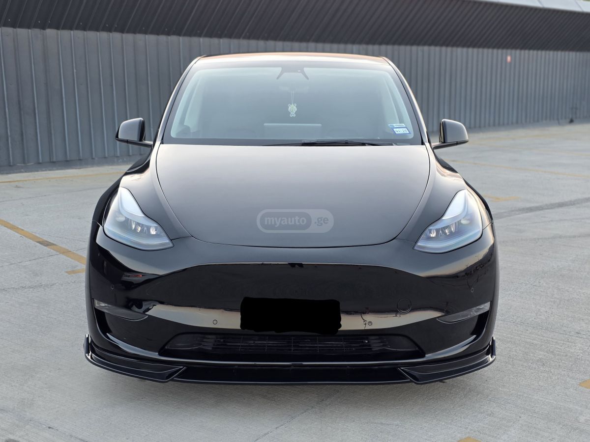 Tesla Model Y - фото 3