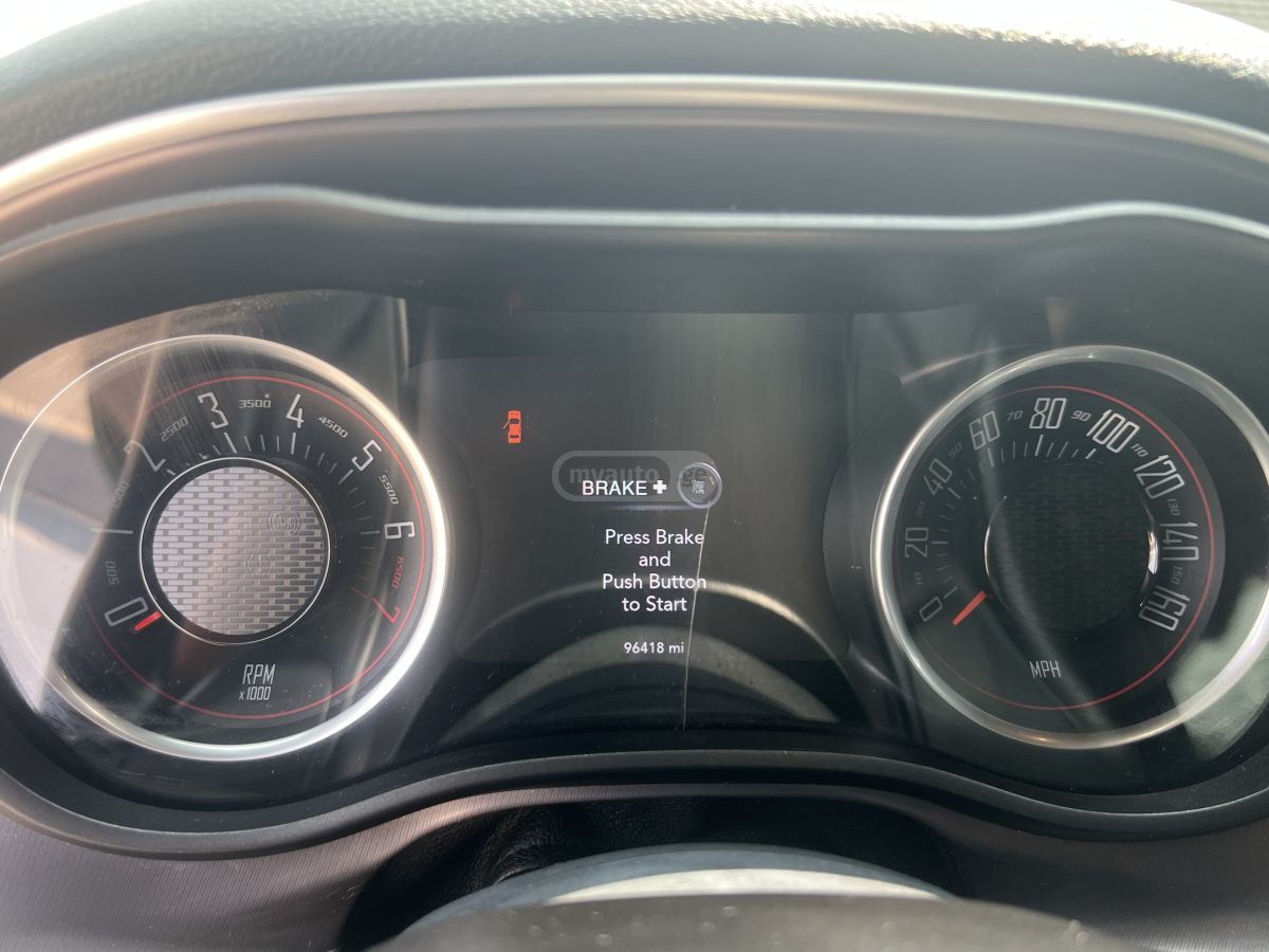 Dodge Challenger - фото 9