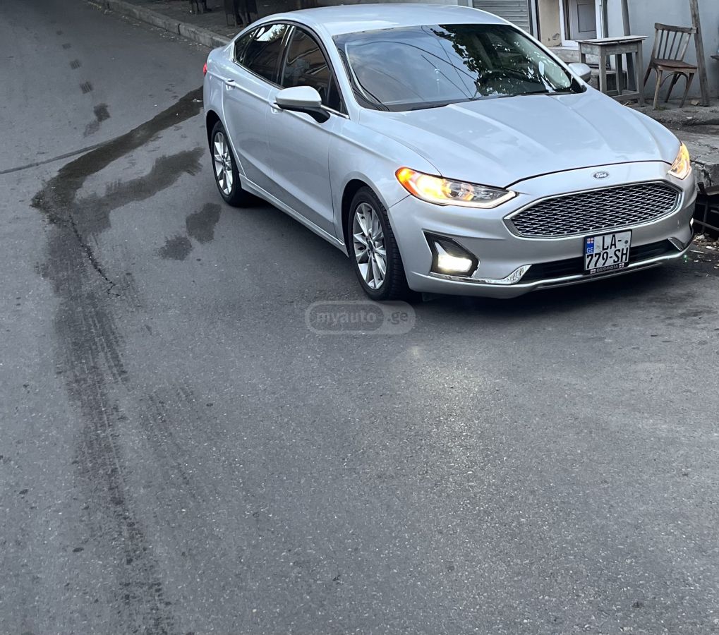 Ford Fusion - фото 5