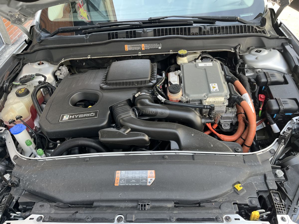 Ford Fusion - фото 6