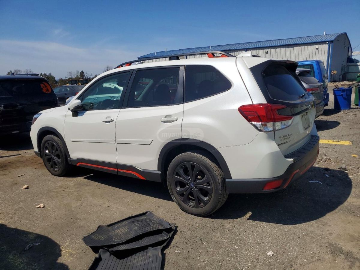 Subaru Forester - фото 2