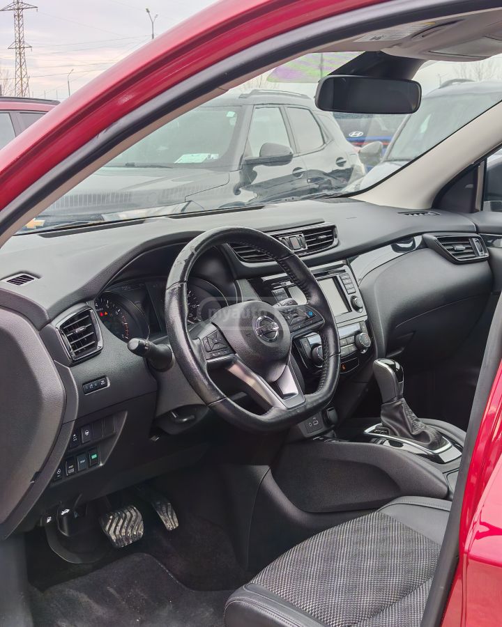 Nissan Rogue Sport SV 4dr All-Wheel Drive CVT 2022 — миниатюра 8