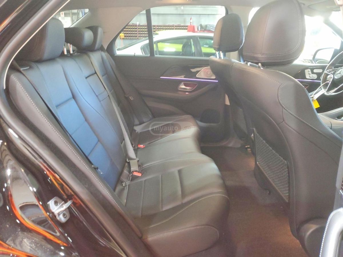 Mercedes-Benz GLE 350 - фото 10