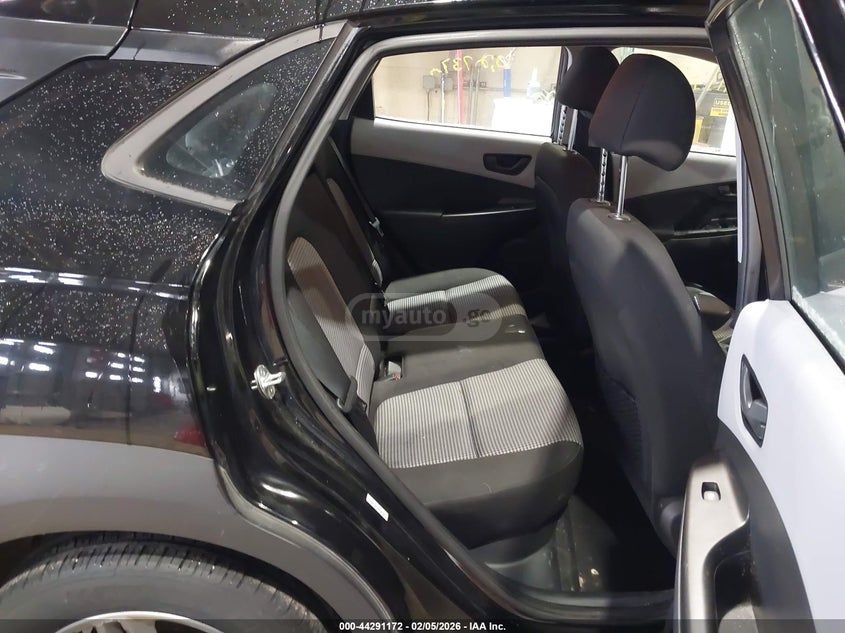 Hyundai kona - фото 8