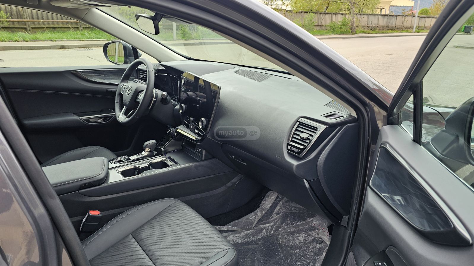 Lexus NX 250 - фото 11