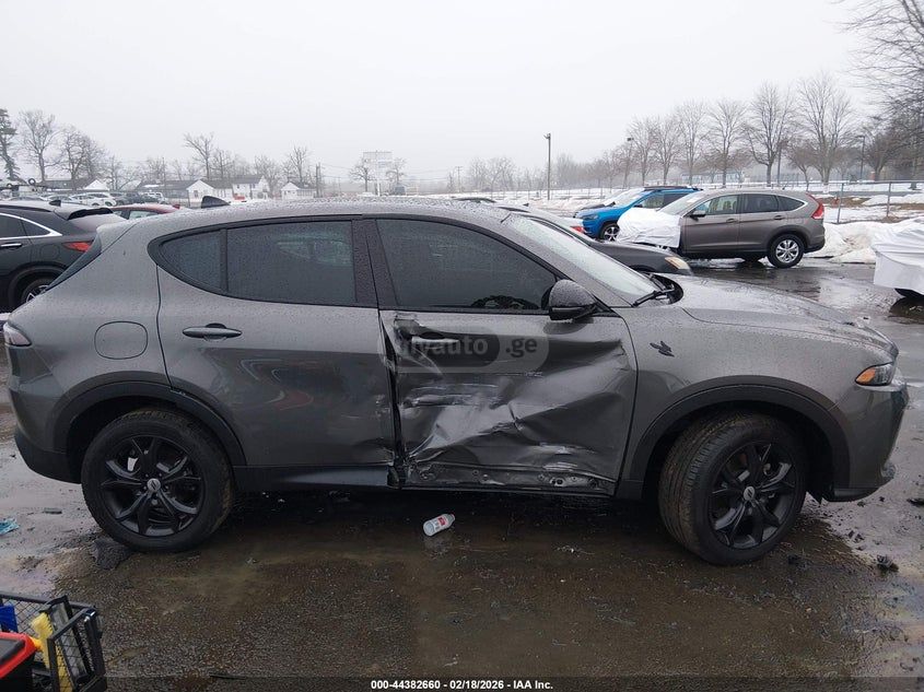 Dodge Hornet 2024 — миниатюра 13