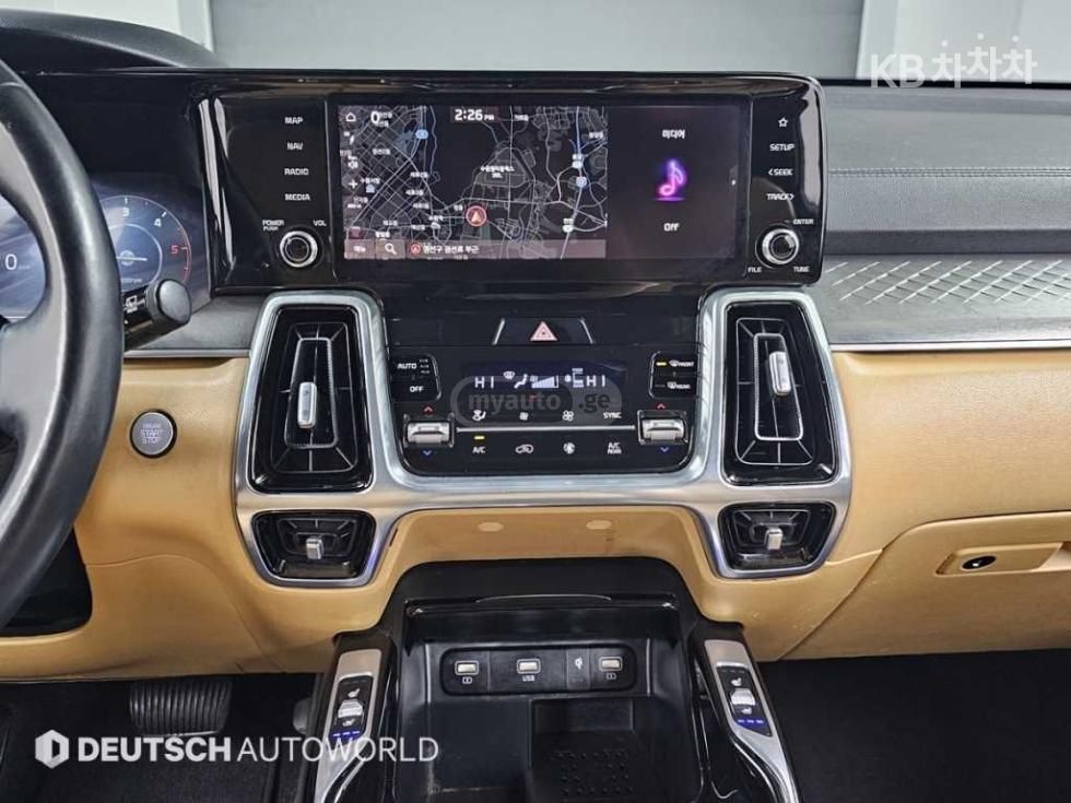 Kia Sorento - фото 11