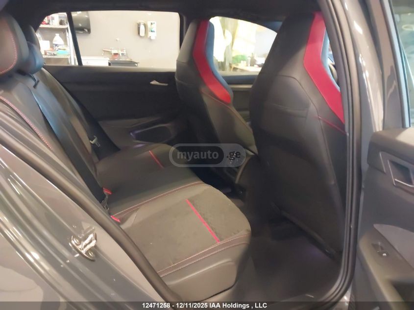 Volkswagen Golf GTI 2025 — миниатюра 10
