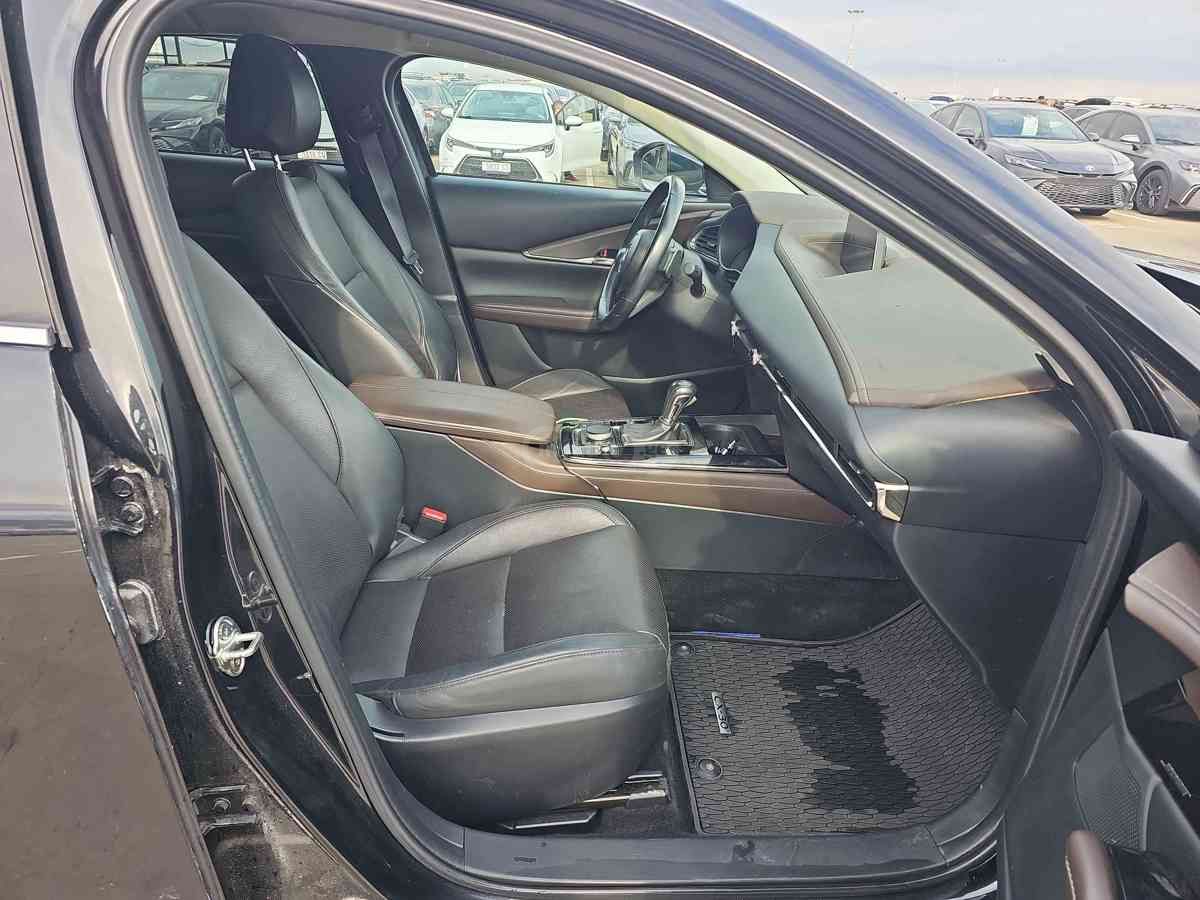 Mazda Mazda CX-30 — миниатюра 10