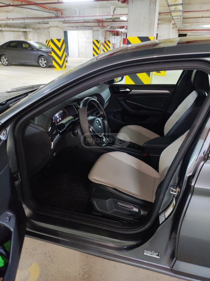 Volkswagen Jetta - фото 10