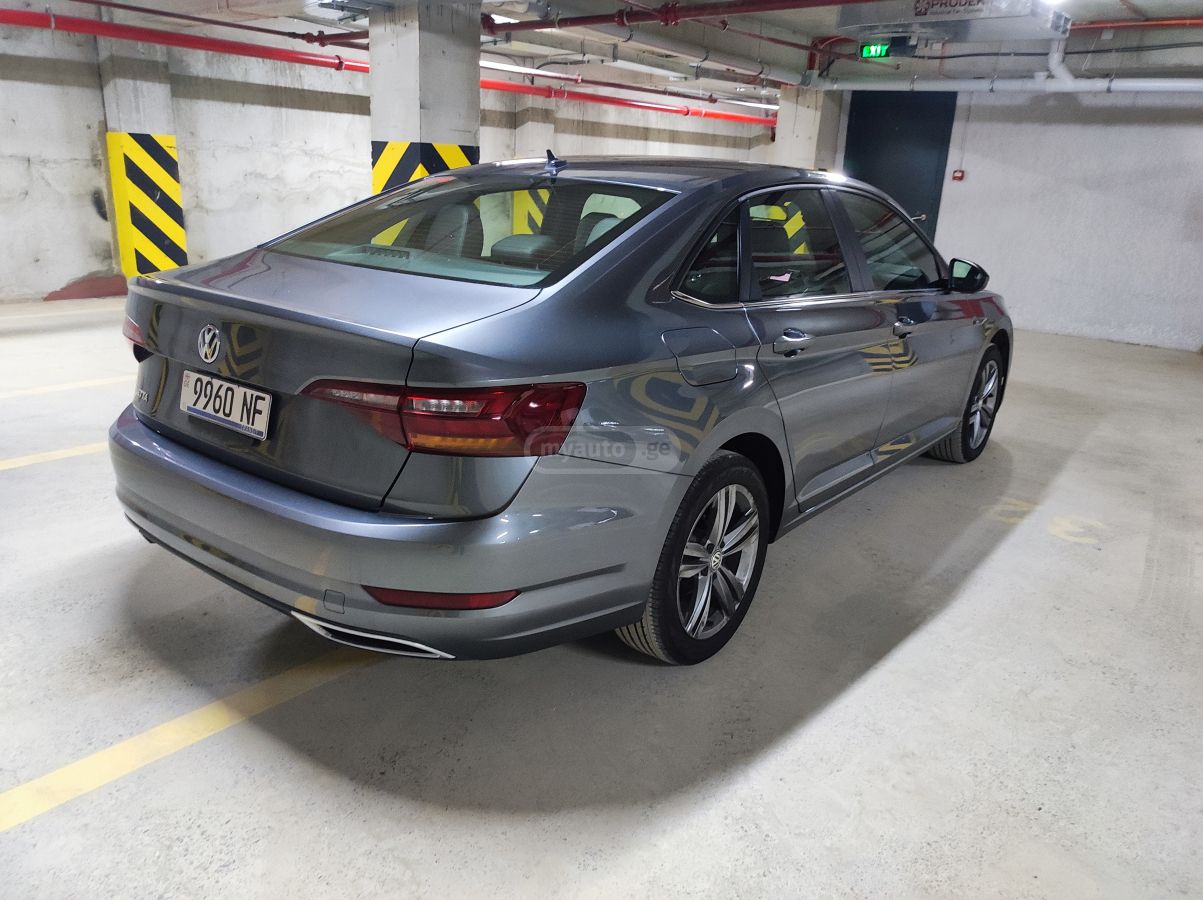 Volkswagen Jetta - фото 7