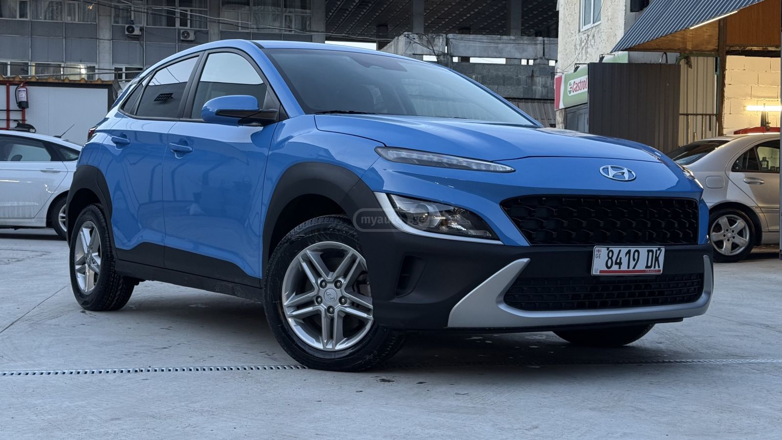 Hyundai Kona - фото 1