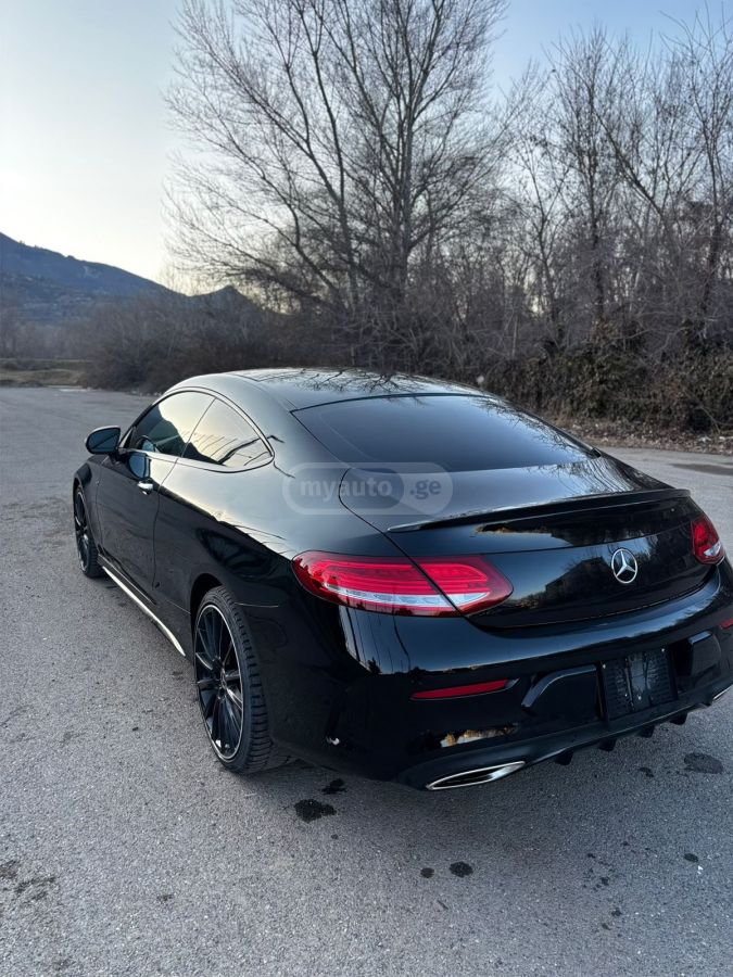 Mercedes-Benz C 300 - фото 5