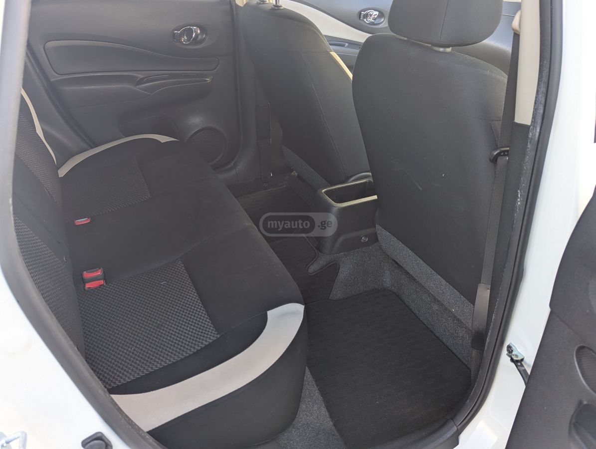 Nissan Note - фото 10