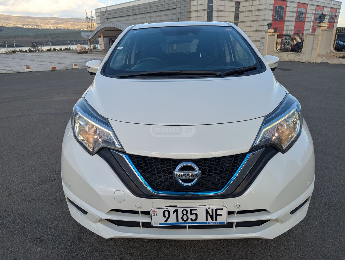 Nissan Note - фото 2