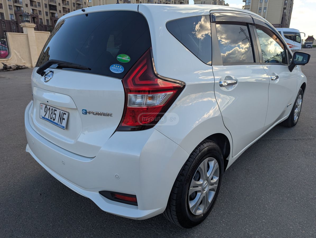 Nissan Note - фото 5