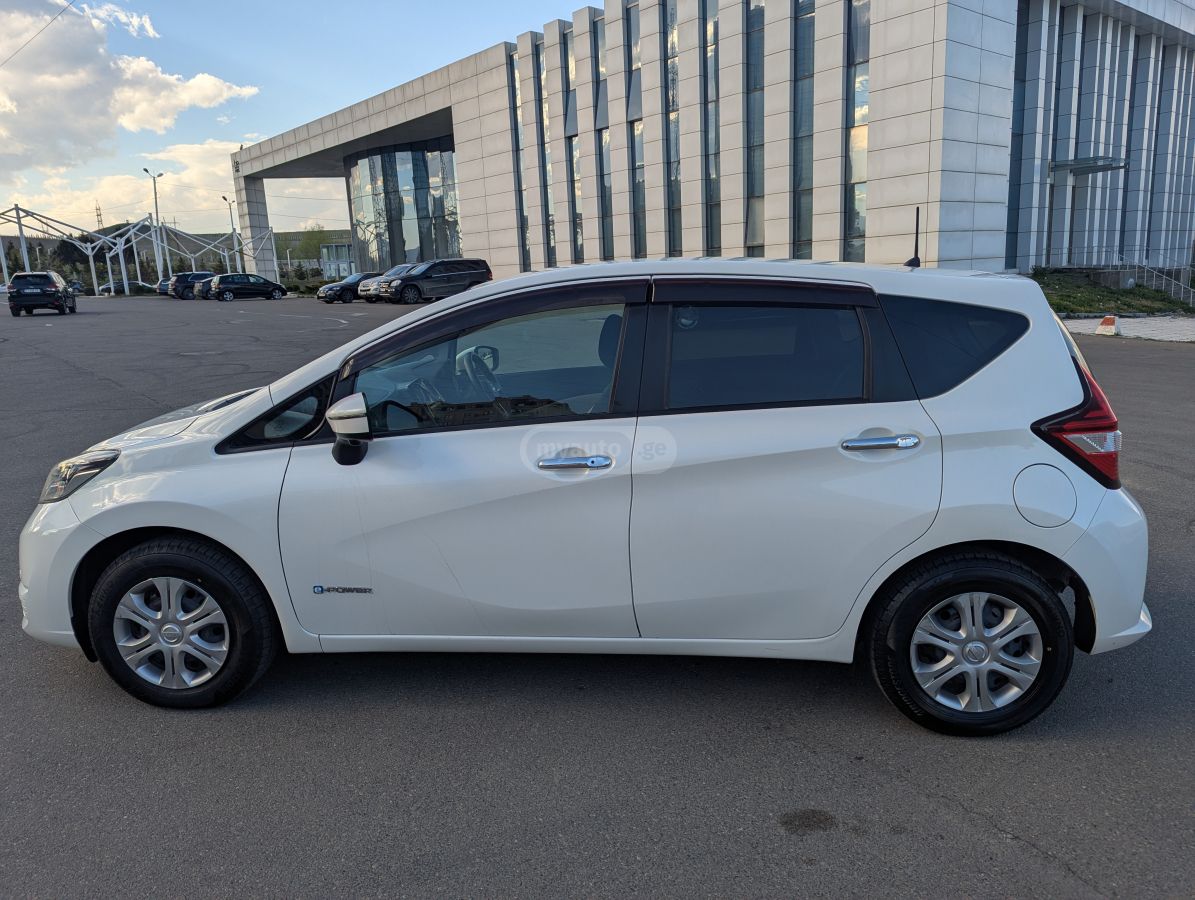 Nissan Note - фото 8