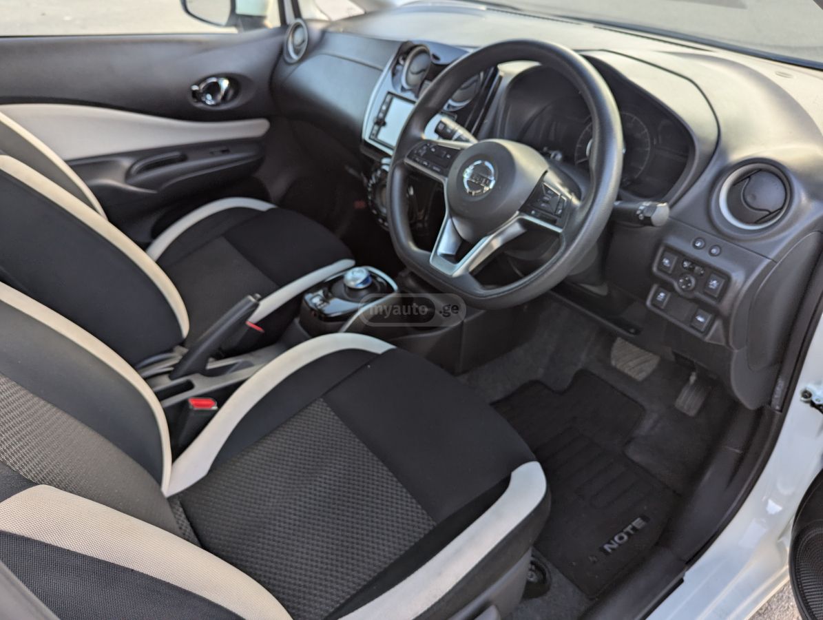 Nissan Note - фото 9