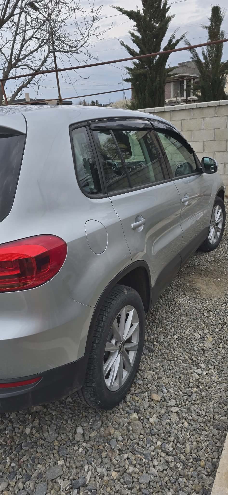 Volkswagen Tiguan - фото 6