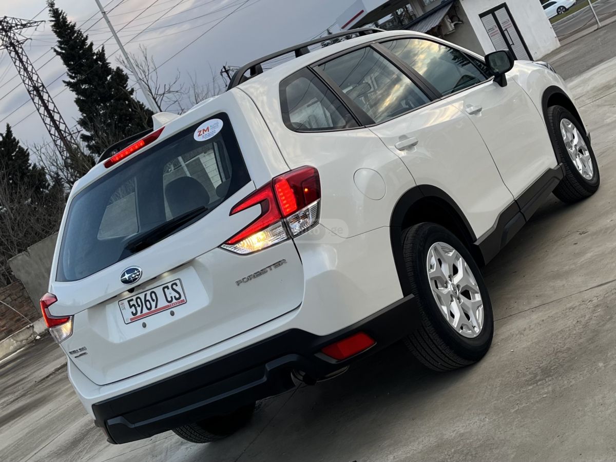 Subaru Forester - фото 8