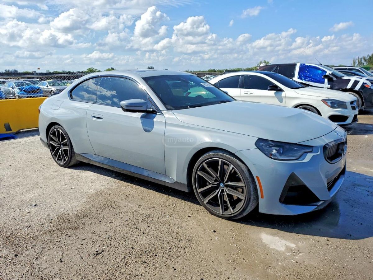 BMW 230i 2024 — миниатюра 4