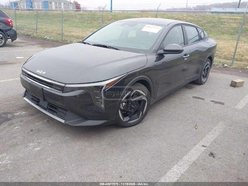 Kia K4 - фото 3
