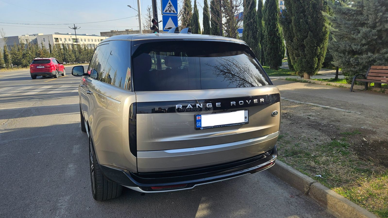 Land Rover Range Rover - фото 1