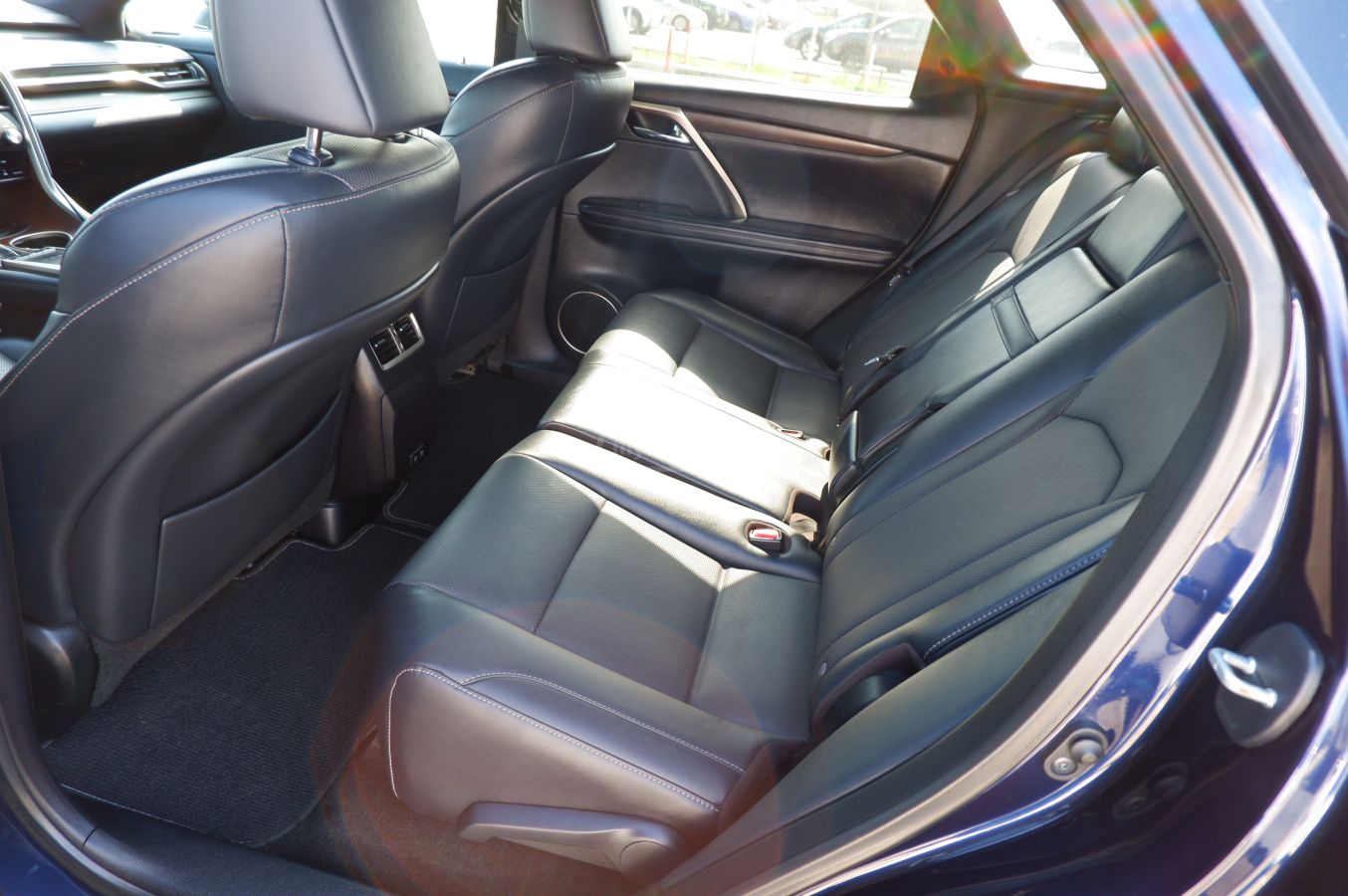 Lexus RX 350 - фото 8