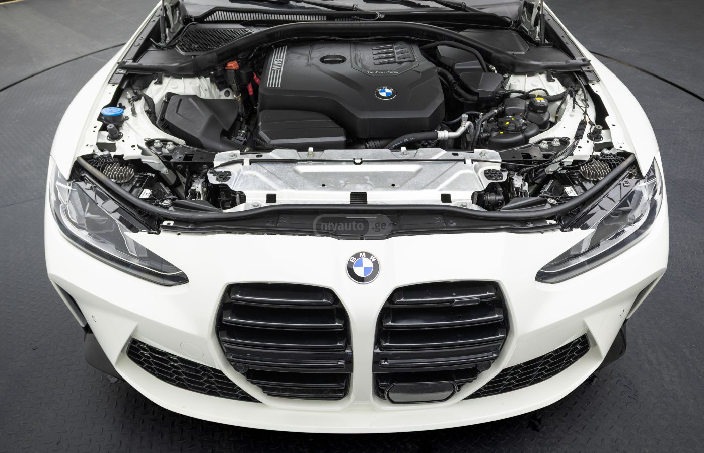 BMW Bmw 330i — миниатюра 8