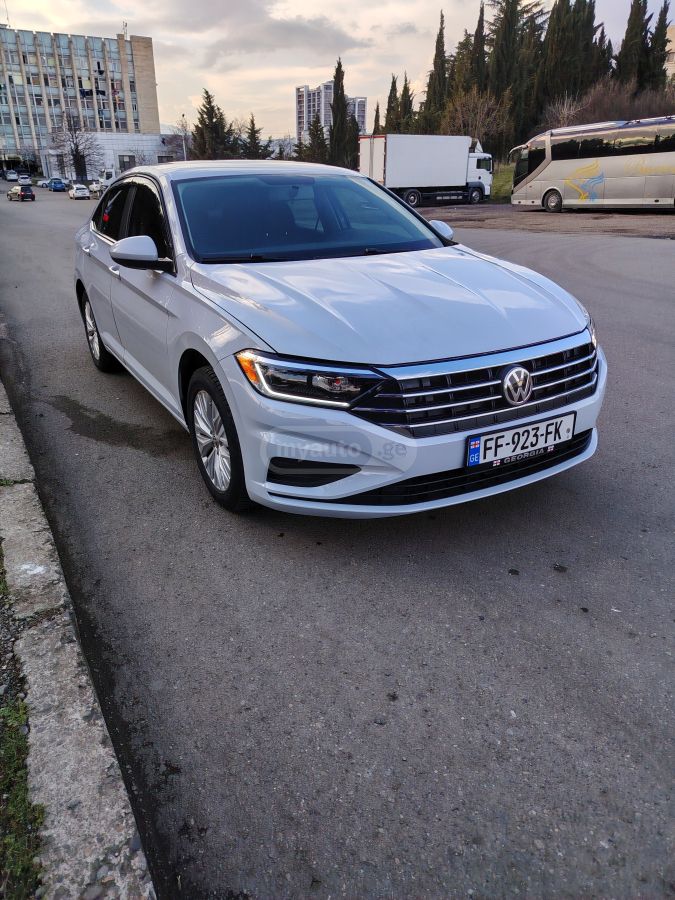 Volkswagen Jetta - фото 5