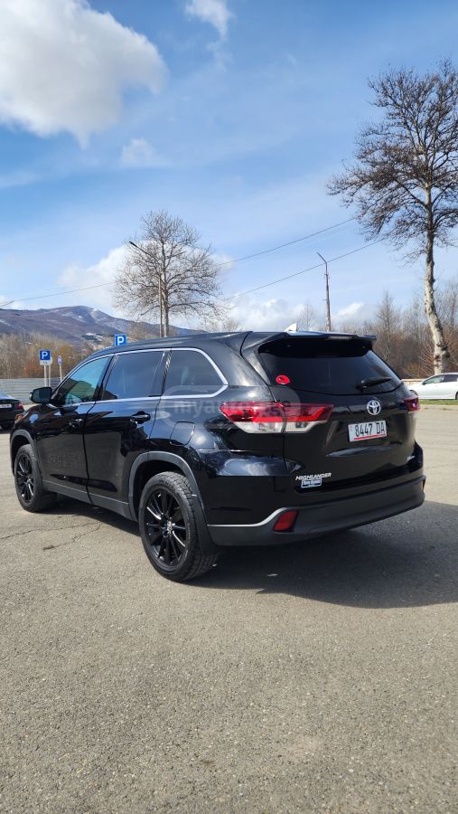 Toyota Highlander - фото 4
